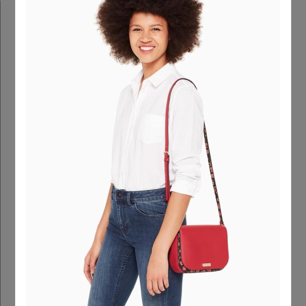Kate Spade ♠️ crossbody with matching wallet - Picture 4 of 6